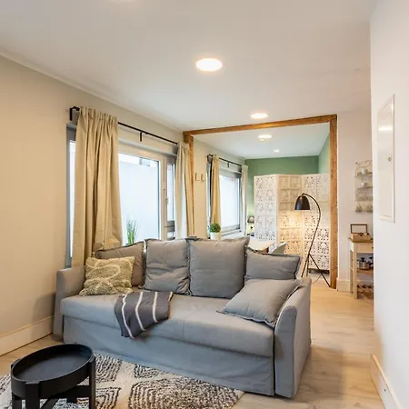 Neu! Level22! Komfort & Stil In Apartment Leverkusen